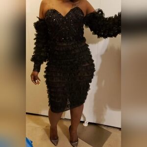 Chic Black Ruffled Pencil Skirt